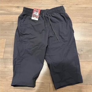 Women’s Cargo Shorts Size M